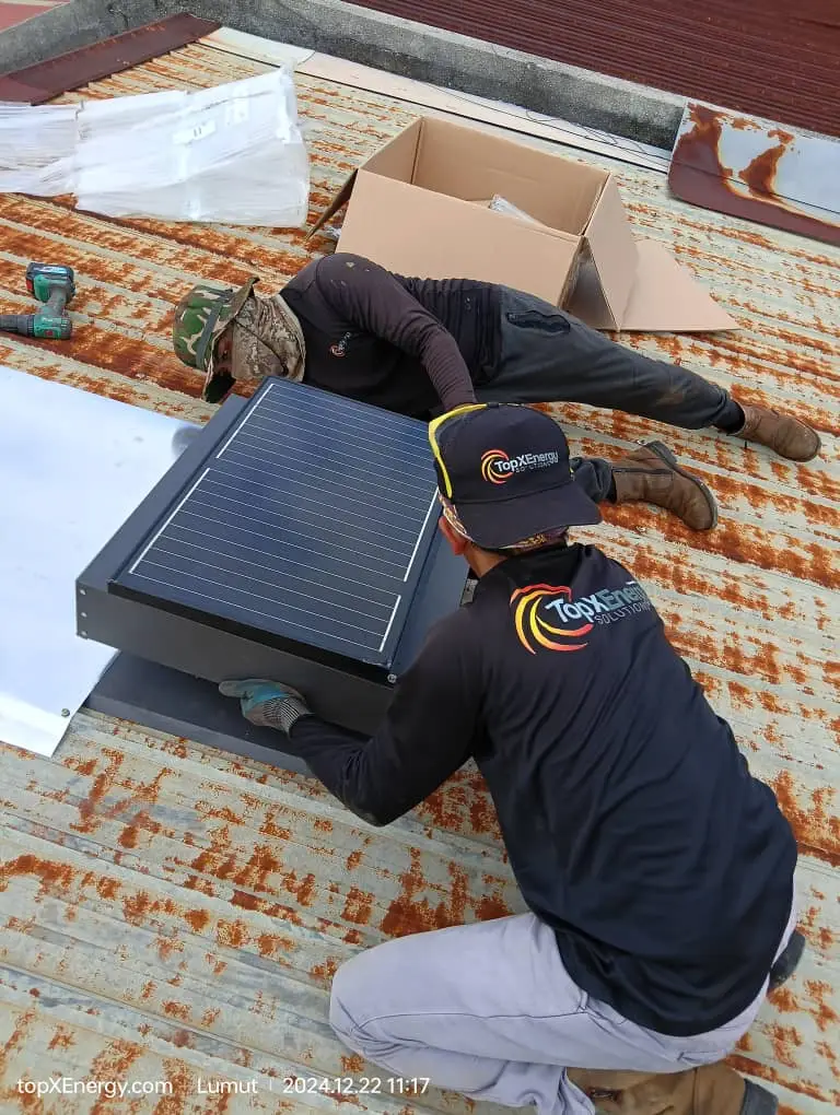 45 Watt Solar Roof Ventilator ( Day Light Run )  2