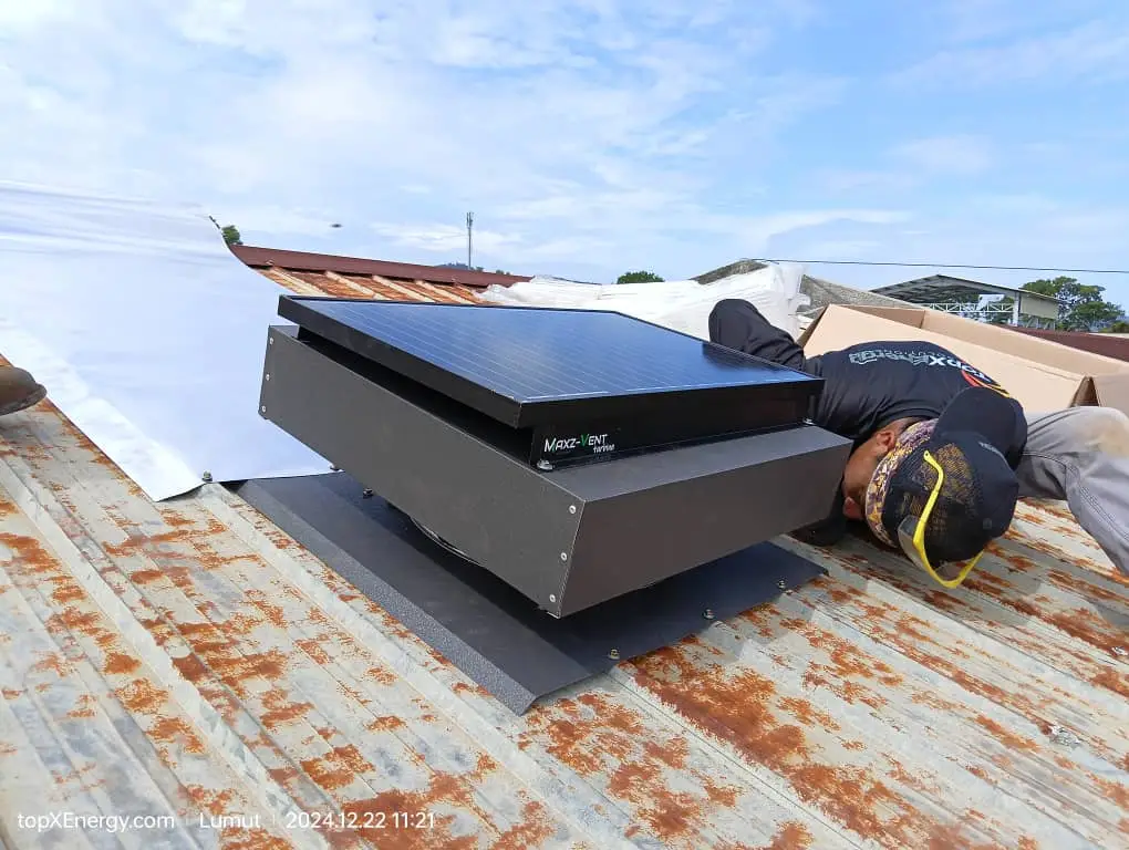 45 Watt Solar Roof Ventilator ( Day Light Run ) 